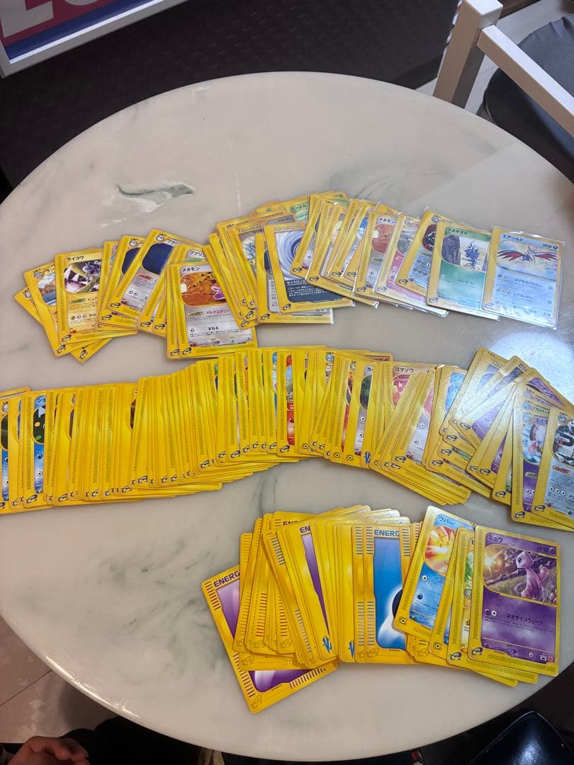 リ*ウ様 ポケモンカードe まとめ売り　160枚↑ ジャンク〜美品まで ポケモン - ポケモンカード ジャンク品 まとめ売り その192の通販 by