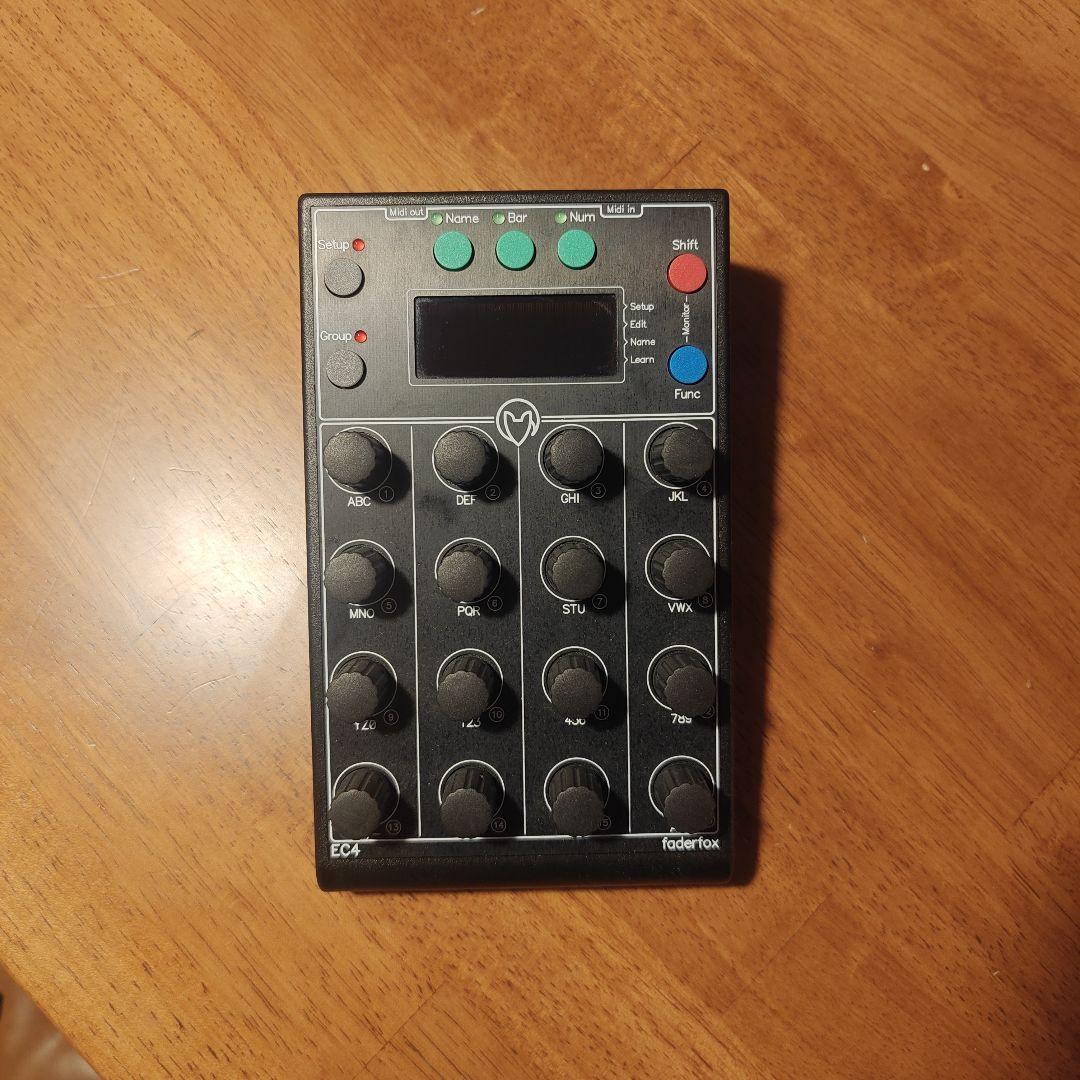 faderfox EC4 MIDIコントローラー