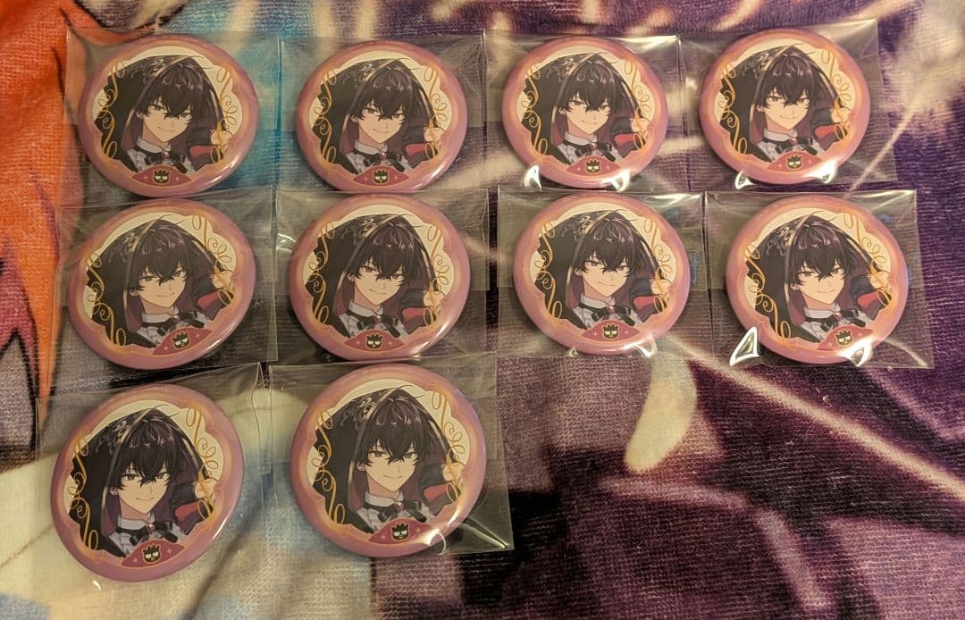 佐伯イッテツ サンリオ 等身 缶バッジ