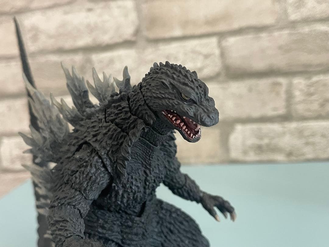 【☆まもなく終了！早い者勝ち！】モンスターアーツ　ゴジラ2002 19555eee-2976-483d-a718-