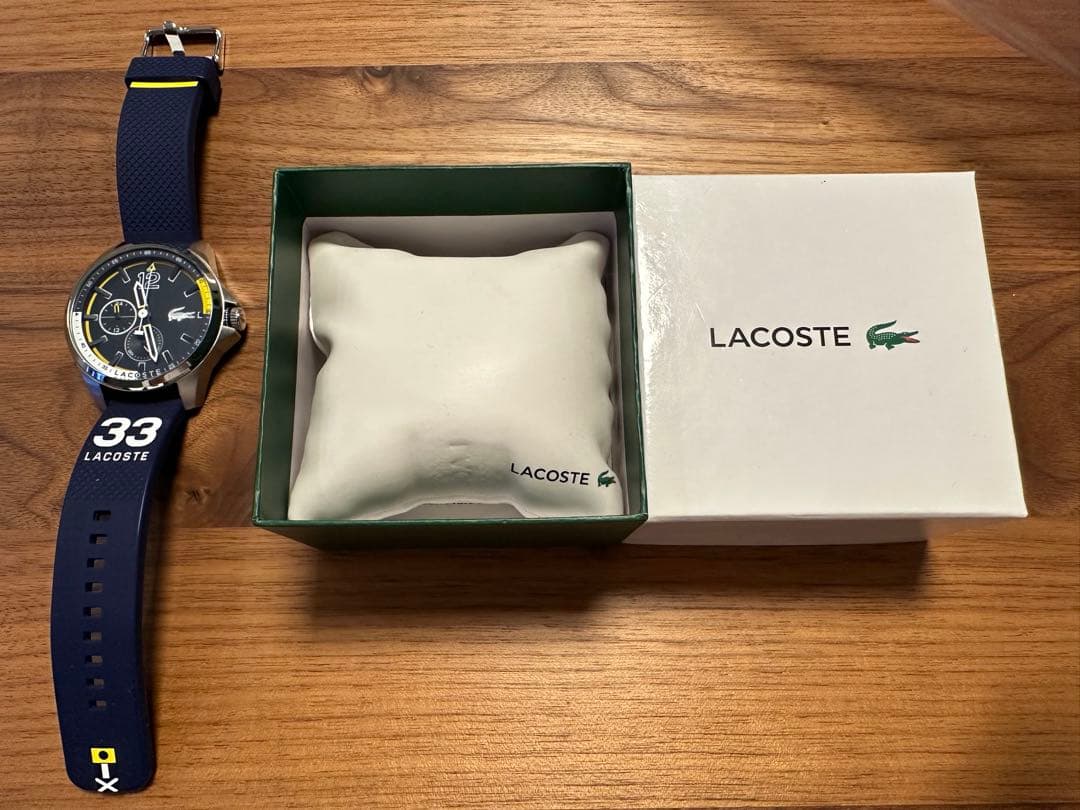 《使用済み》LACOSTEネイビー 腕時計