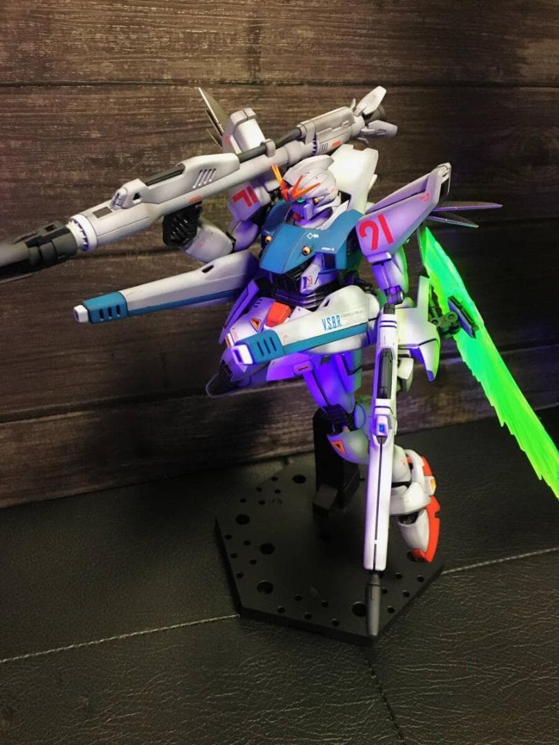 MG 1/100 ガンダムF91 ver2.0　グラデーション全塗装完成品