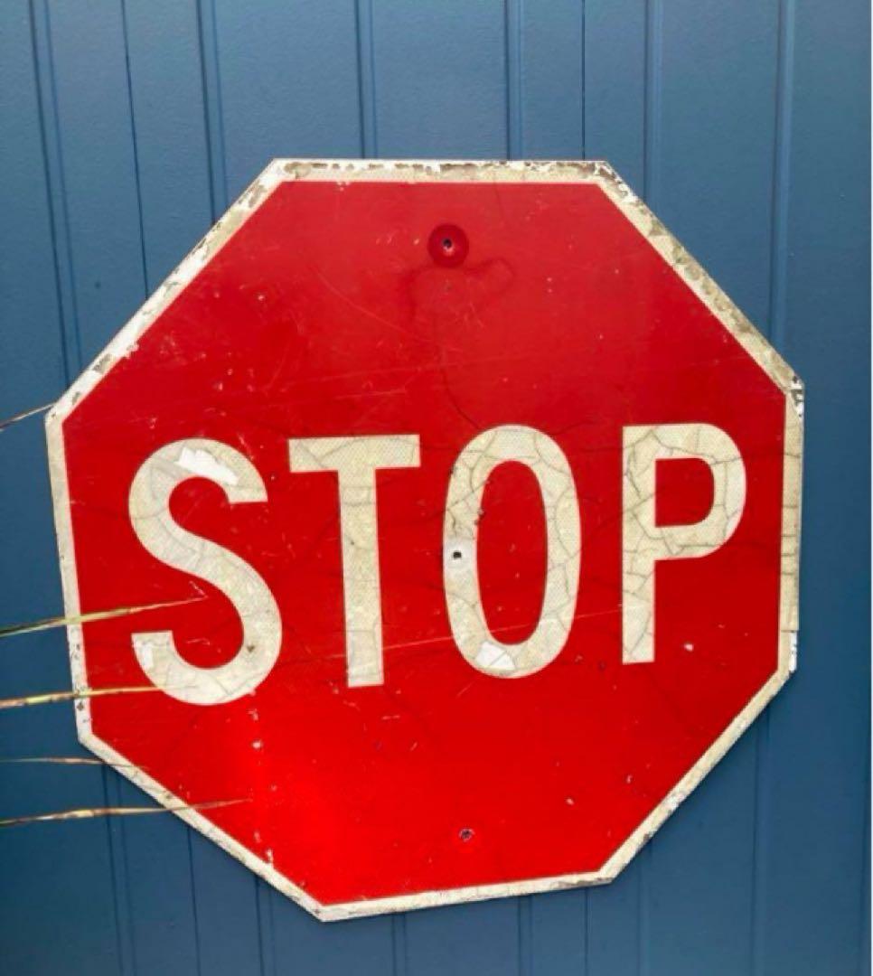 本物アメリカ標識STOP看板◇ガレージ雑貨PCフェンス倉庫ドライガーデン