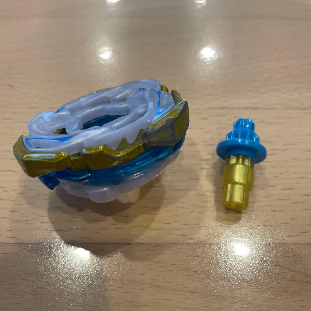 ベイブレードX ワルキューレボルト 純正品 チップ無し一式 - メルカリ