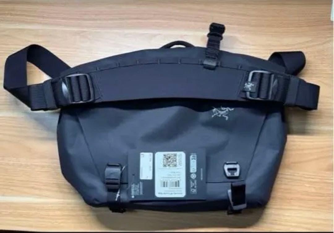 ARC'TERYX グランヴィル10クーリエバッグ