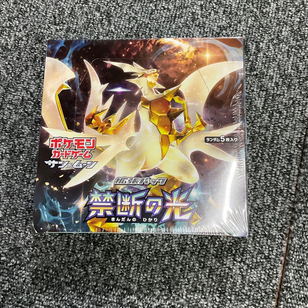 ポケモンカードゲーム サン＆ムーン　禁断の光 シュリンク付き 2026年最新】ポケモンカード box禁断の光の人気アイテム - メルカリ