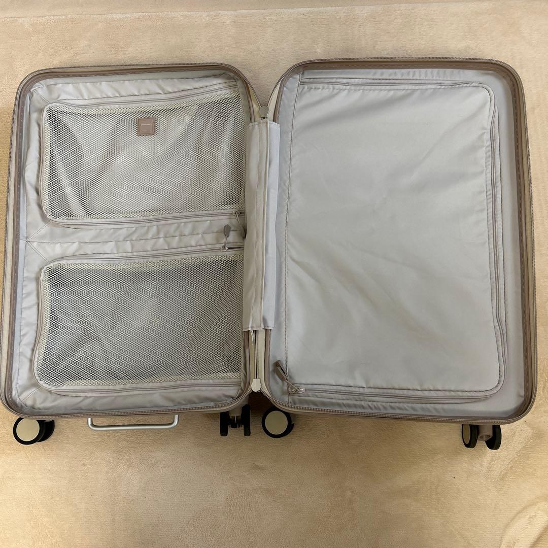 イノベーター スーツケース 62L カフェラテ 美品 - メルカリ