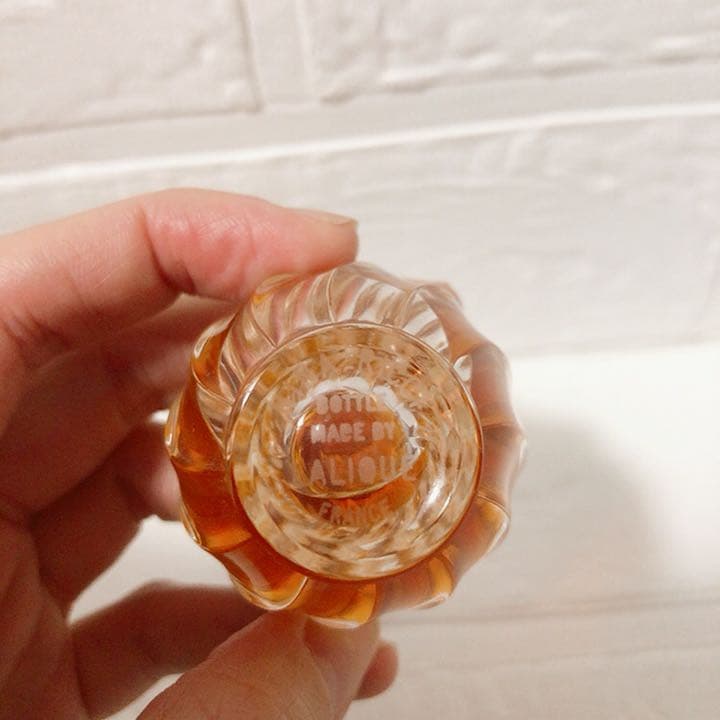 美品 未開栓 希少 ラリック 一羽鳩 ボトル ニナリッチ レールデュタン