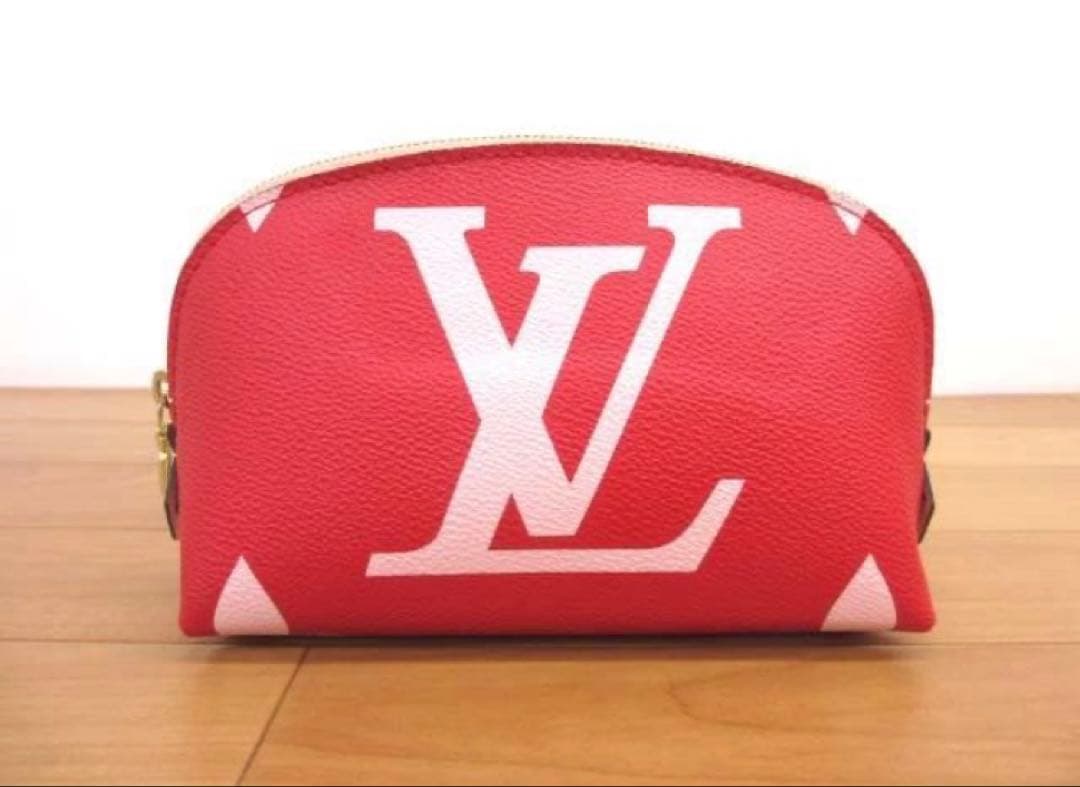 美品 ルイヴィトン モノグラムジャイアント ポシェット・コスメティックポーチ LOUIS VUITTON（ルイ・ヴィトン） ルイ ヴィトン ポーチ モノグラム