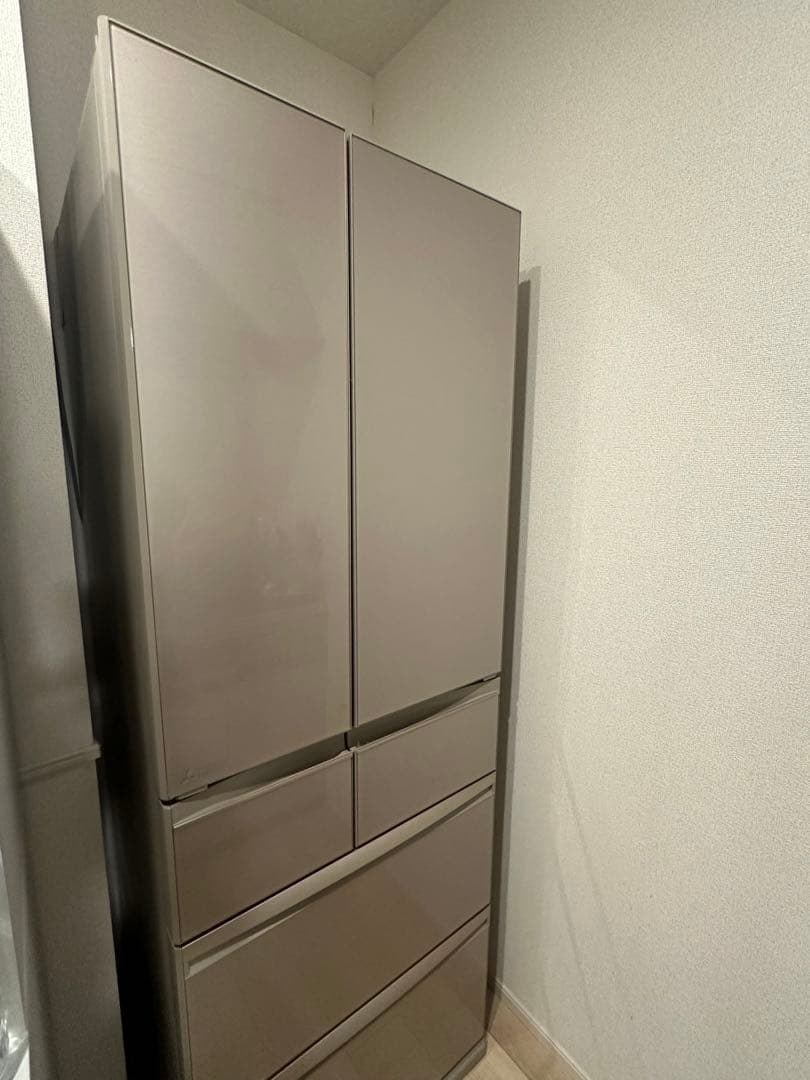 k　シルバー冷蔵庫