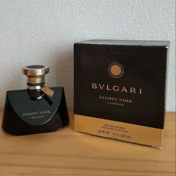 ブルガリ　香水　ジャスミンノワール　レサンス