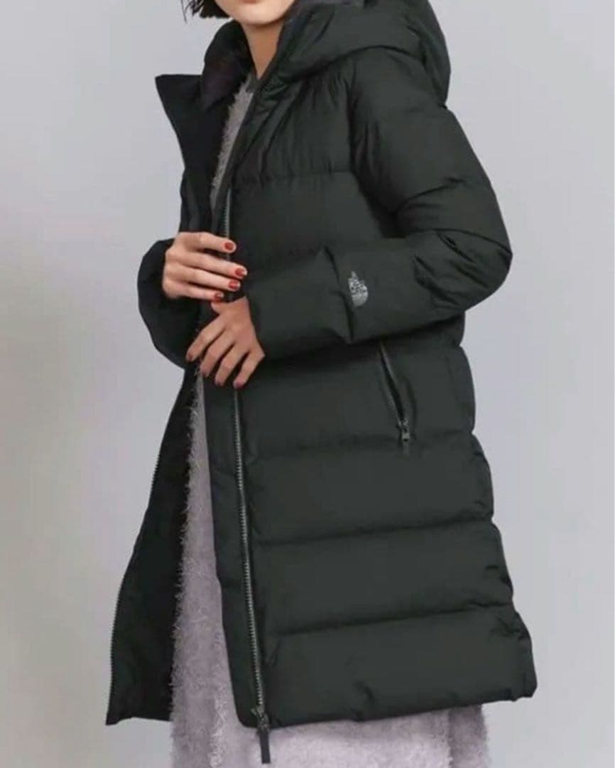 【THE NORTH FACE】レディースブラックダウンジャケット THE NORTH FACE（ザ ノースフェイス） ダウンコート ダウンジャケット