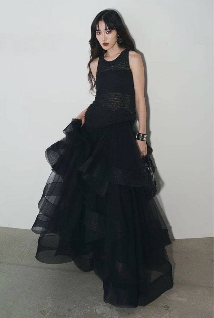 ANDREA&Co. AUBREY ボリュームフリルチュールスカート ブラック - メルカリ