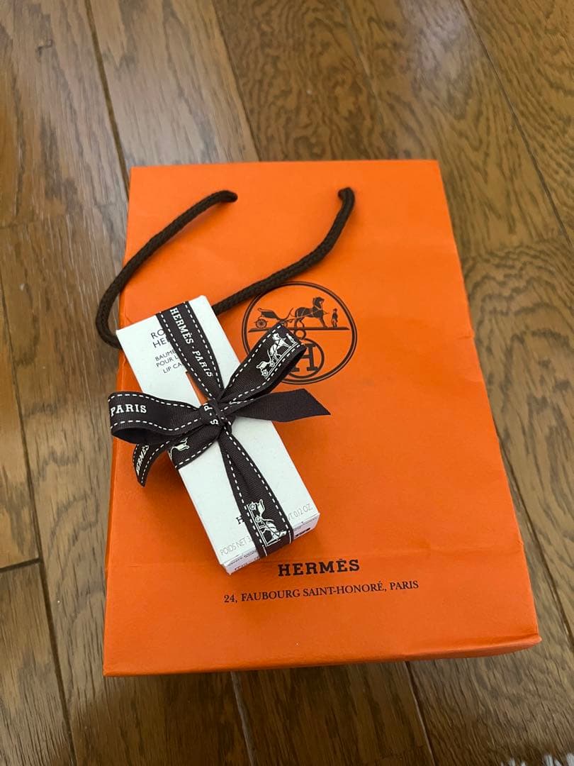 定価 9240 HERMES リップバーム ノーカラー