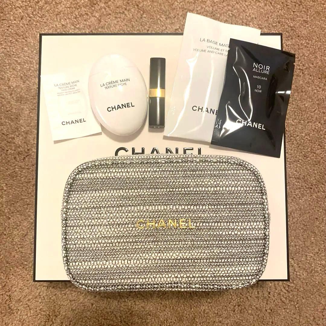 CHANELコスメセットツイードポーチ 海外限定ホリデー ハンドクリーム＆リップ