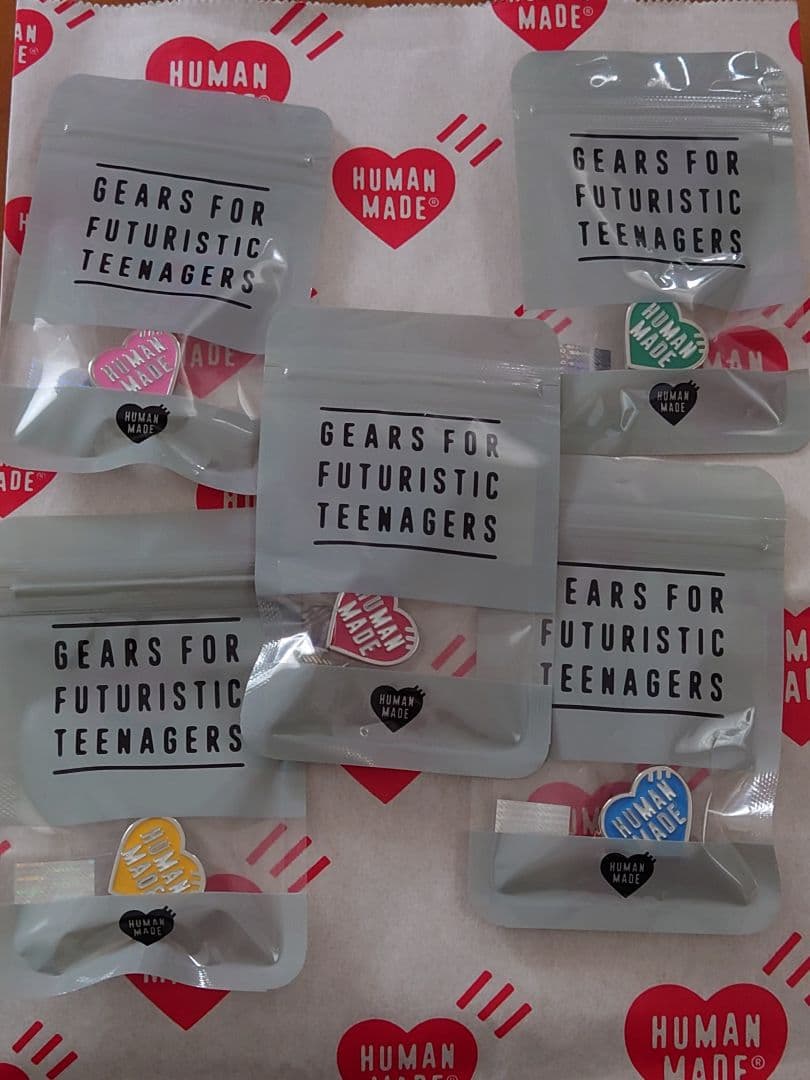 5色セット HUMAN MADE HEART PINS ピンズ