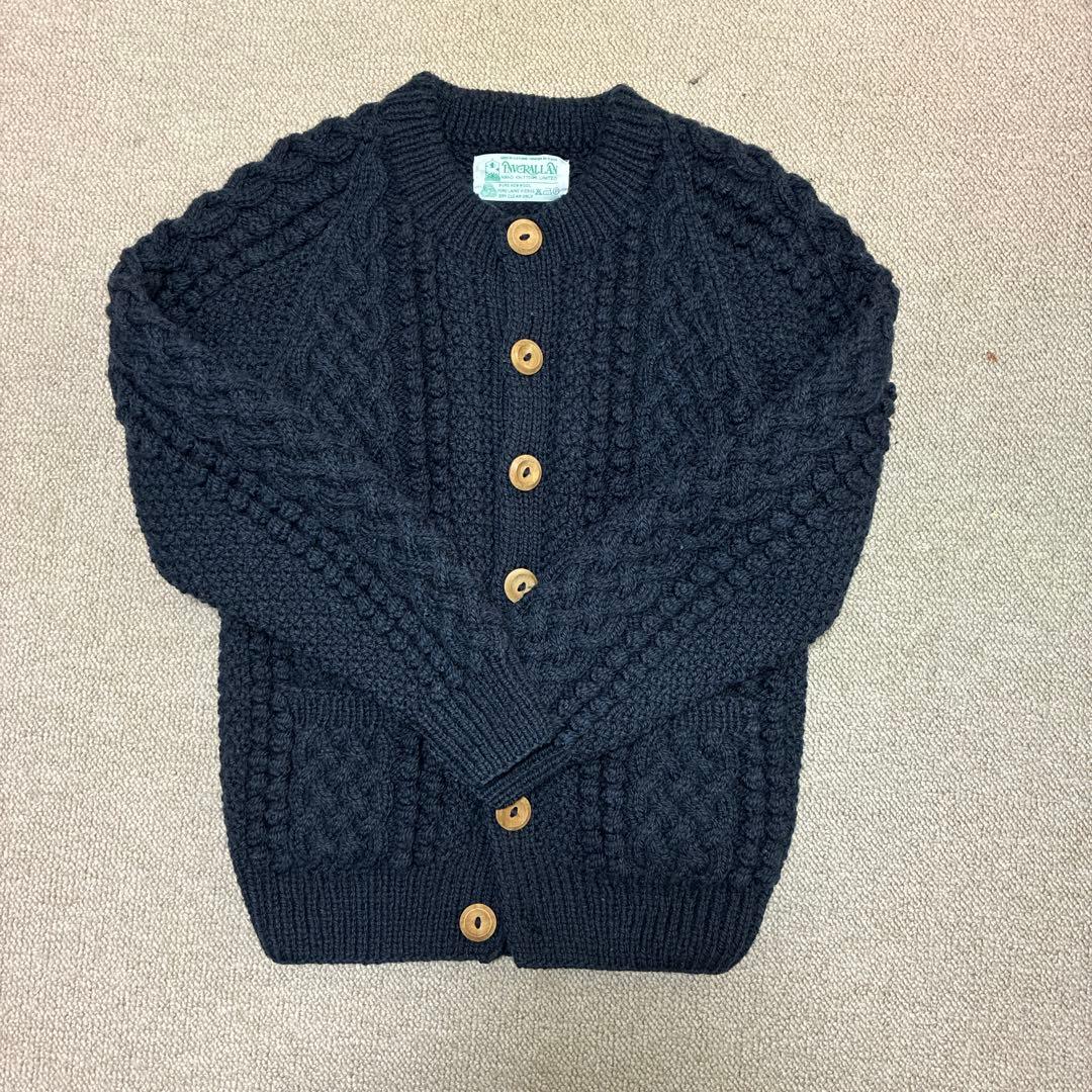 Inverallan ダークネイビー ケーブル編みカーディガン INVERALLAN（インバーアラン） 長袖ニットカーディガン ARAN LUMBER