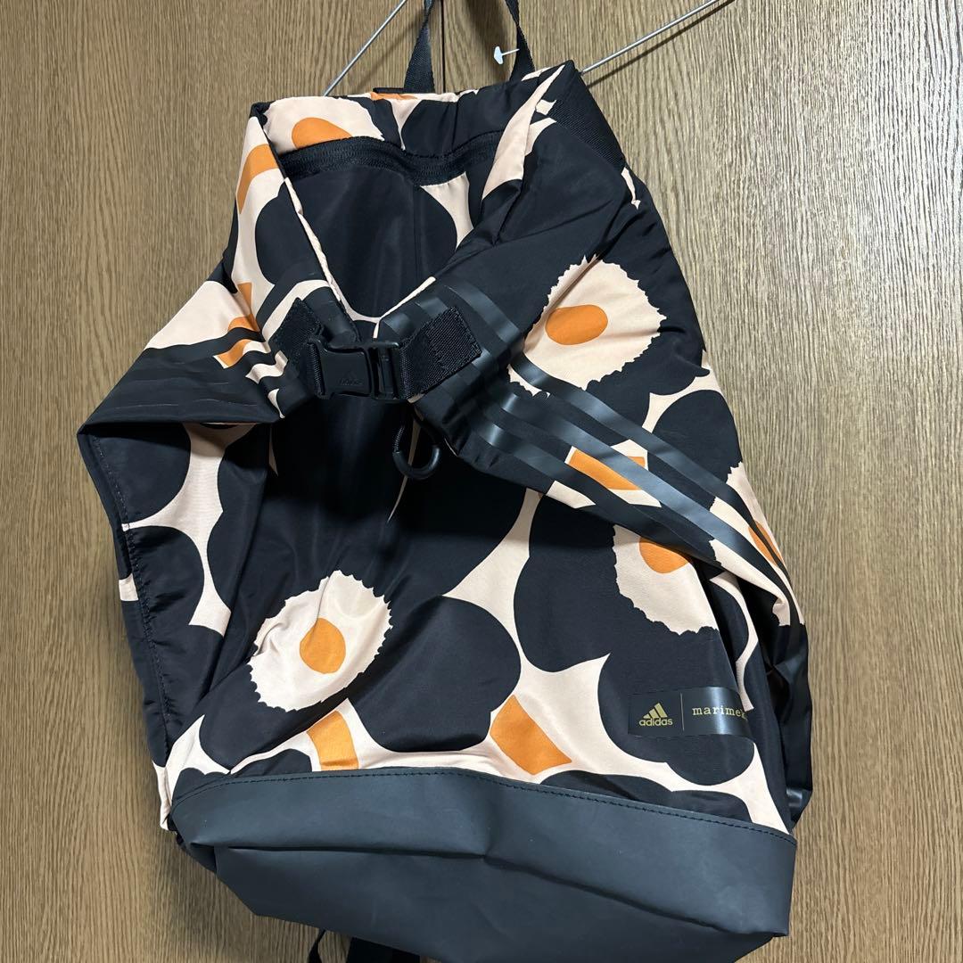 美品 マリメッコ アディダス リュック ウニッコ marimekko - メルカリ
