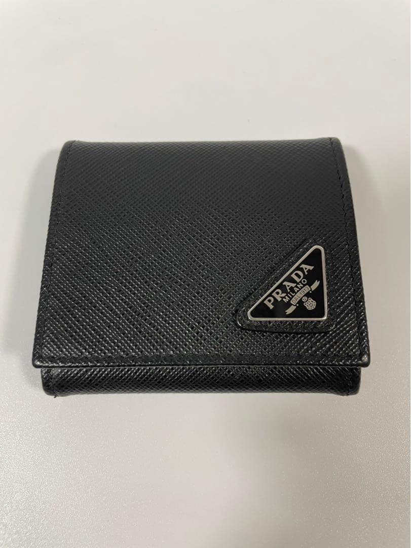 PRADA プラダ サフィアーノレザー トライアングル ケース