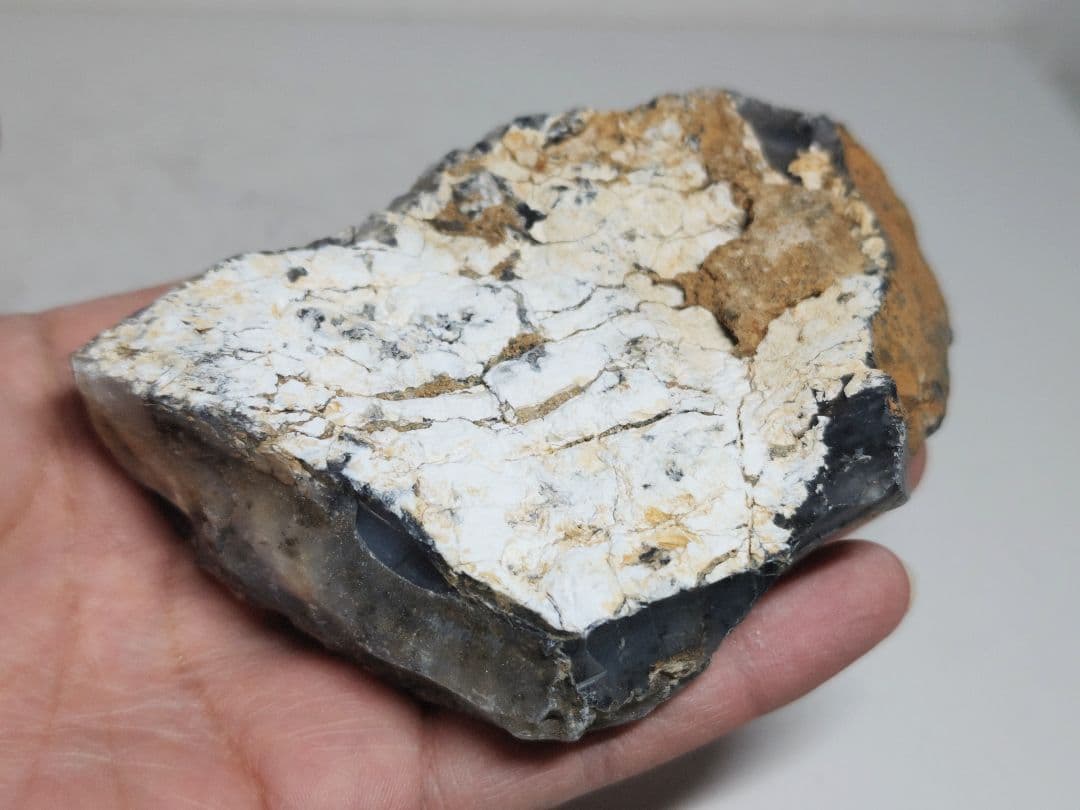 O-8 瑪瑙 397g メノウ 原石 鑑賞石 自然石 誕生石 鉱物 鉱石 水石