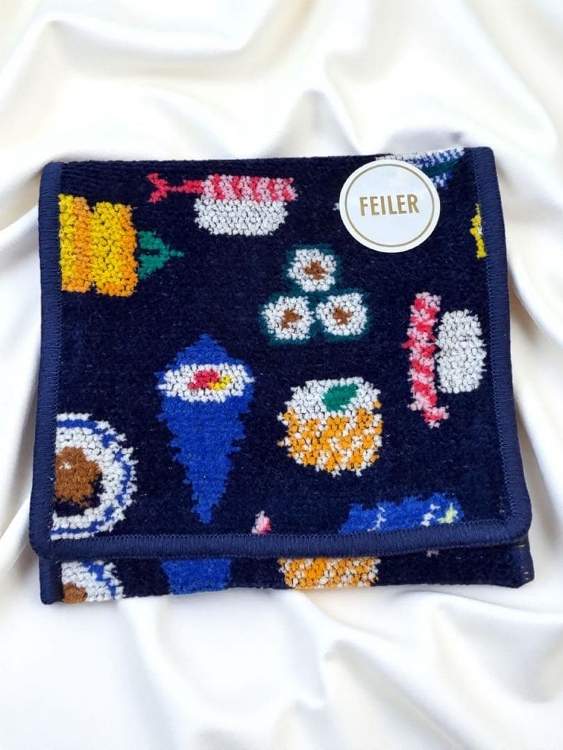 新品フェイラー 】オースシ ハンカチポーチ 柄 大変良し♡えびあり