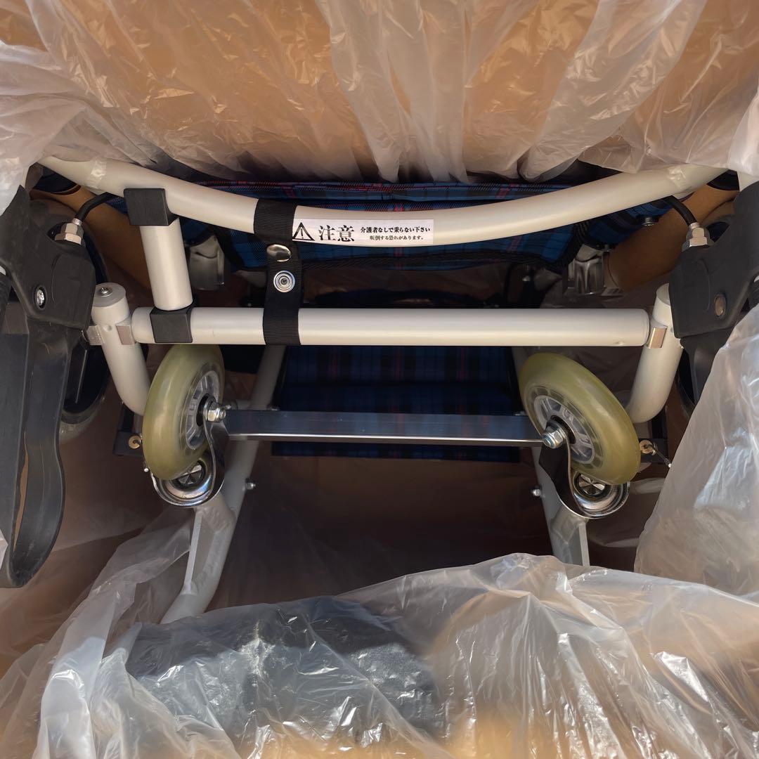 コンパクト車いす のっぴー NP-001BL 未使用 マキテック - メルカリ