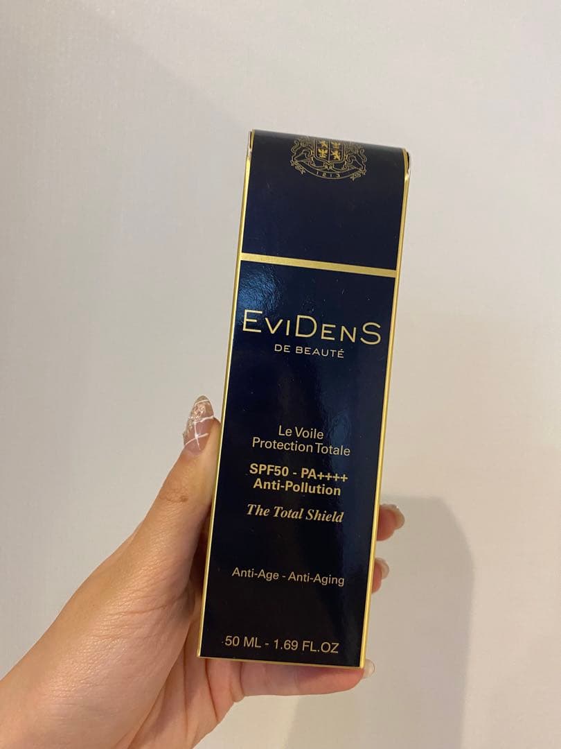 エヴィドンス ドゥ ボーテ ル ヴォワル プロテクショントータル SPF50