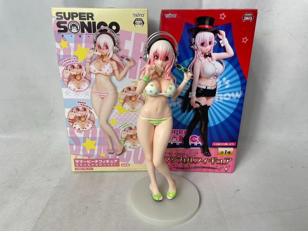 ◆SUPER SONICO すーぱーそに子 ２点セットフィギュア　08195
