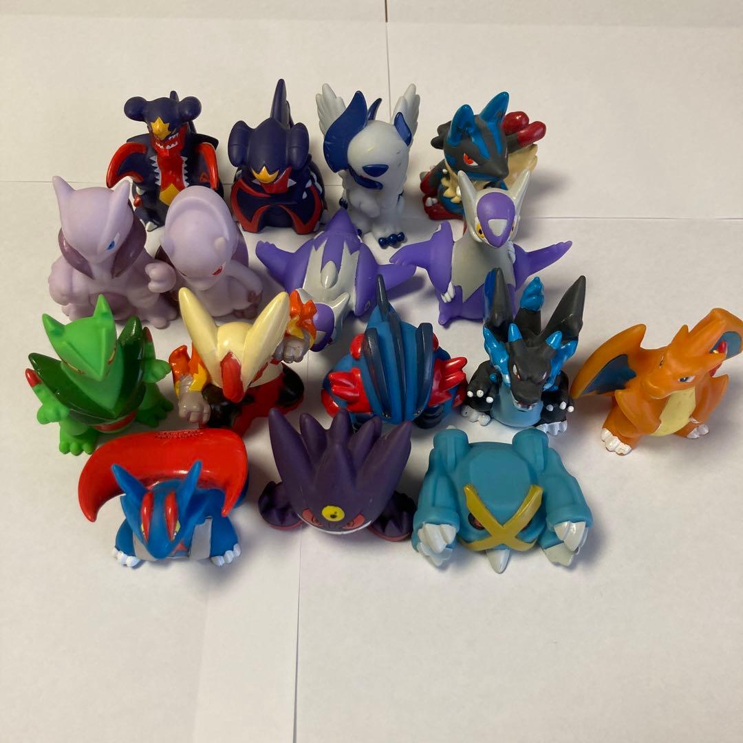 ポケモンキッズ　指人形　メガシリーズ　まとめ売り 大幅値下げしました ポケモンキッズ 指人形 まとめ売り 伝説、幻、メガ