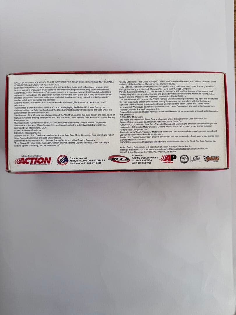 NASCAR 1/24 ACTION デイル・アーンハートJr #8証明書付 - メルカリ