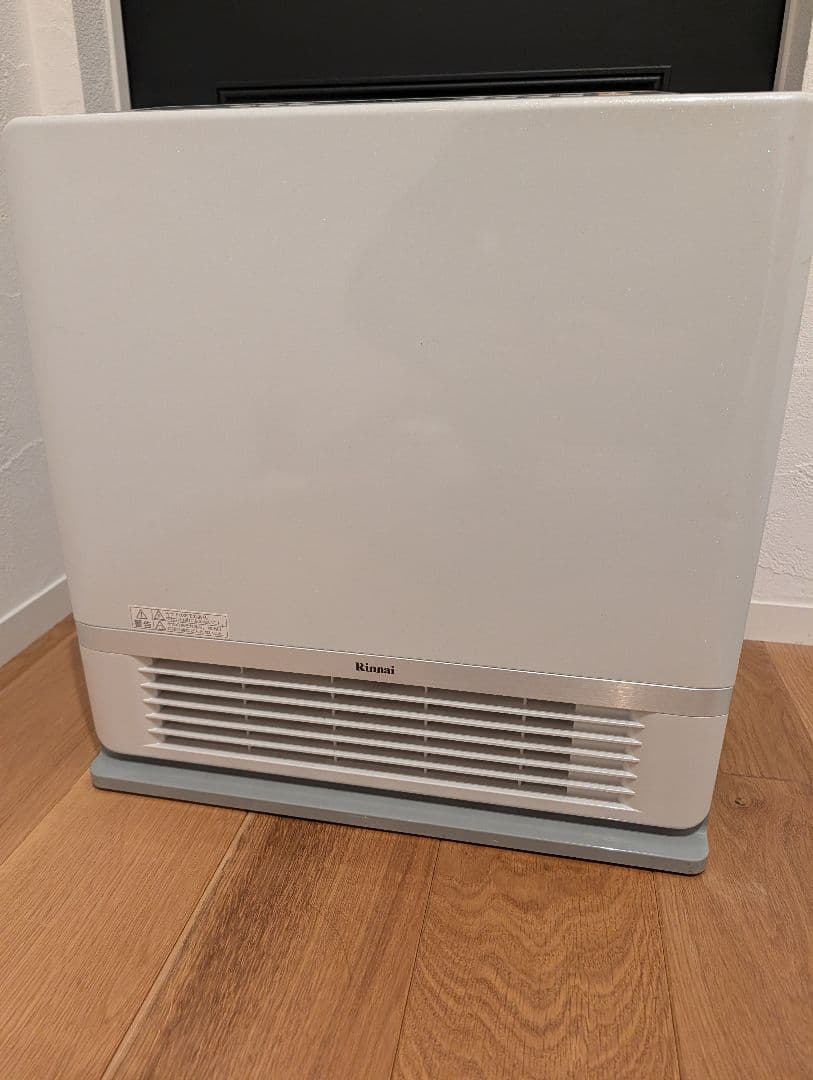 温水ルームヒーター RFM-Y40EA 2018年製 Rinnai RFM-Y40EA 温水ルームヒーター ホワイト - メルカリ