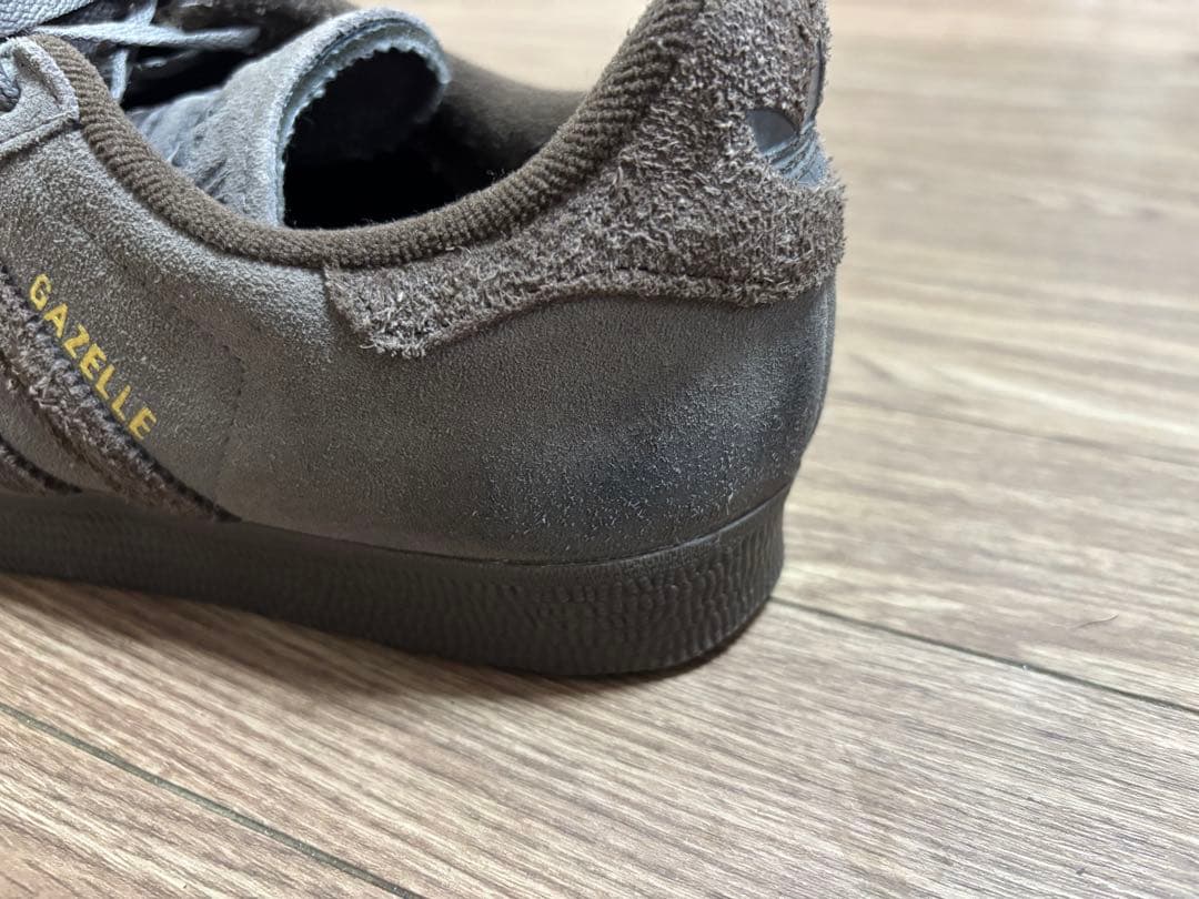 平成生まれ様専用】adidas GAZELLE スニーカー グレー - メルカリ