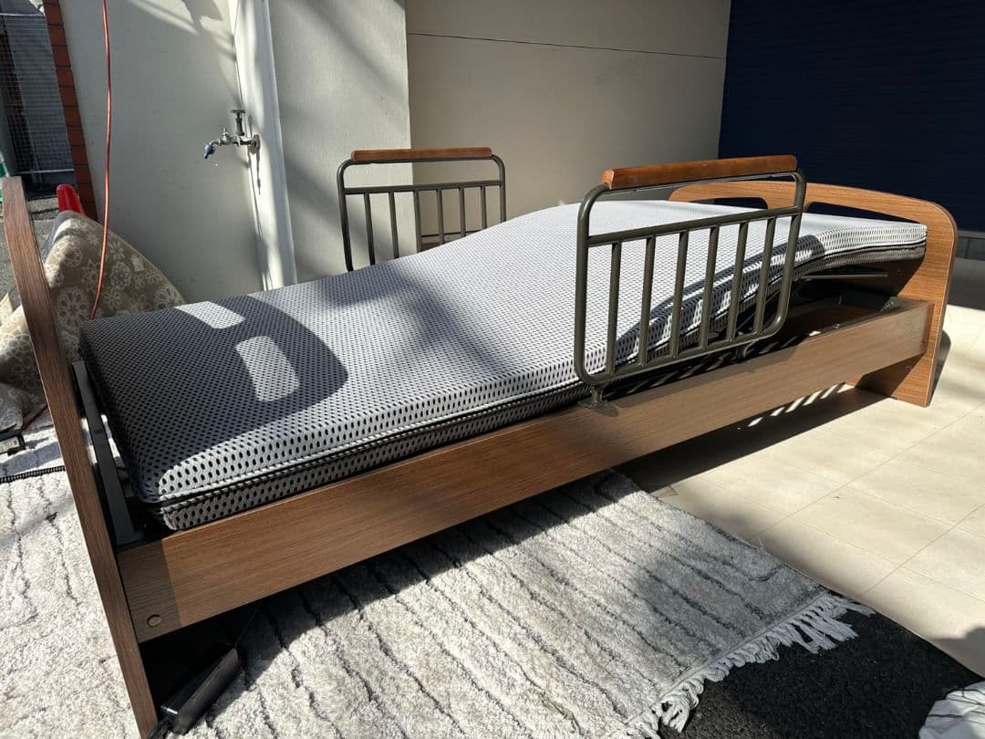 北九州市・福岡市限定 ニトリ 電動シングルベッド マットレス付 3ヶ月保証 ニトリ（NITORI） ベッド 非課税 介護ベッド 電動シングルベッド