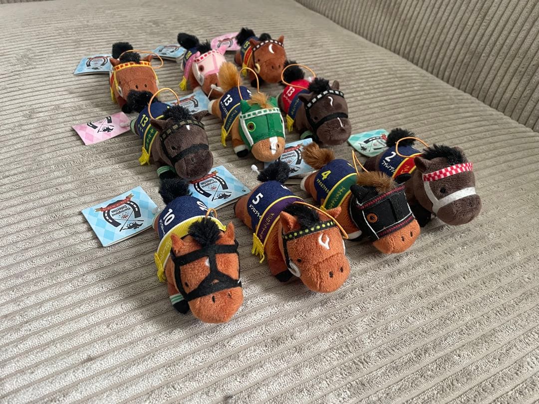 サラブレッドコレクション ねそべり 10体 - メルカリ