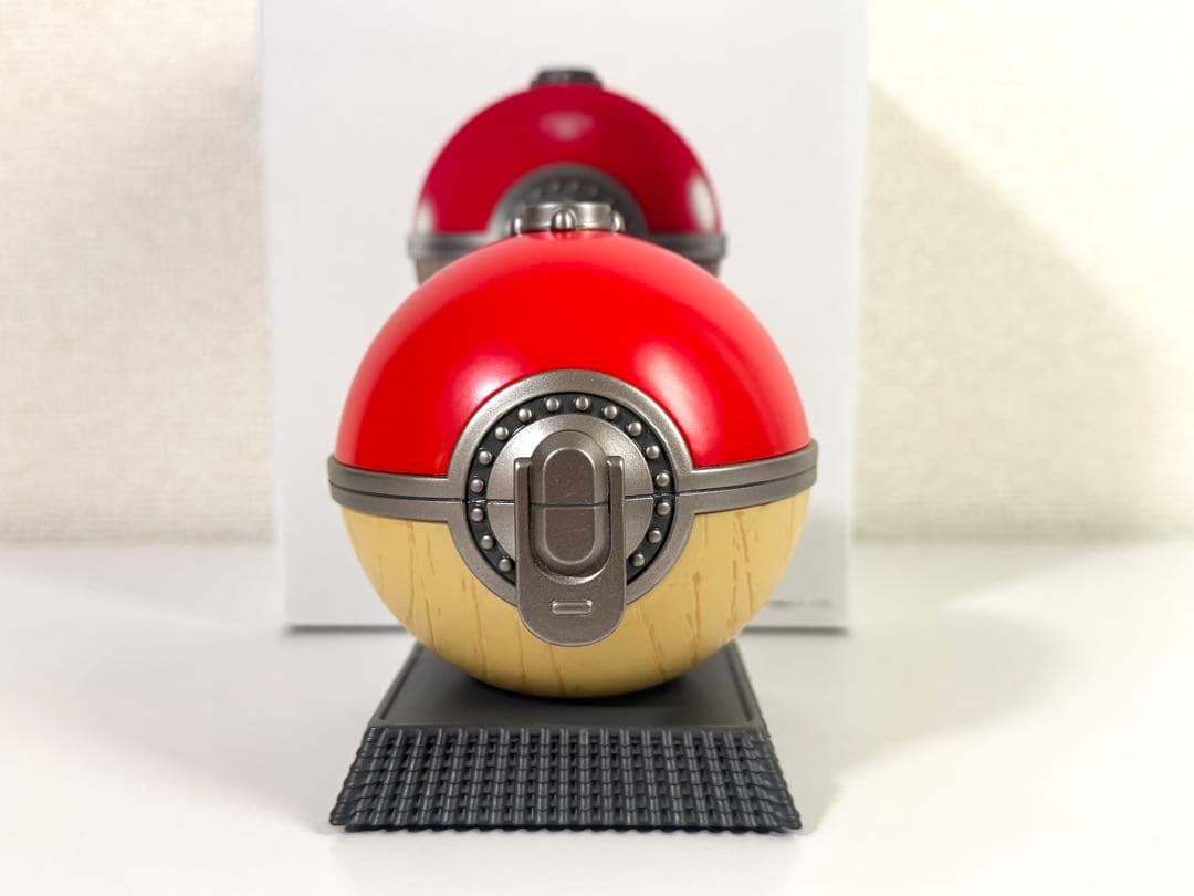 ポケセン限定/ヒスイ地方のモンスターボール/フィギュア