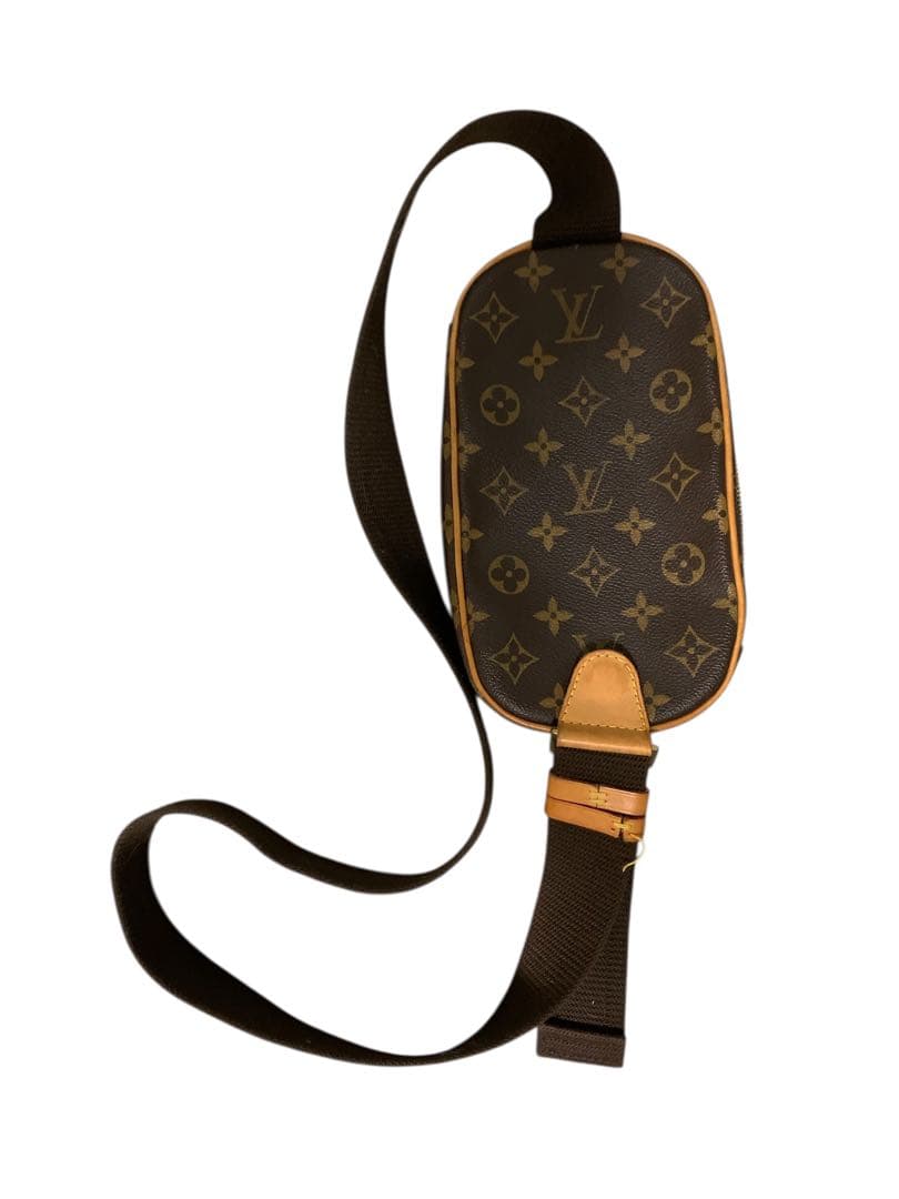 たえ、状態綺麗！Louis Vuitton モノグラム ボディバッグ
