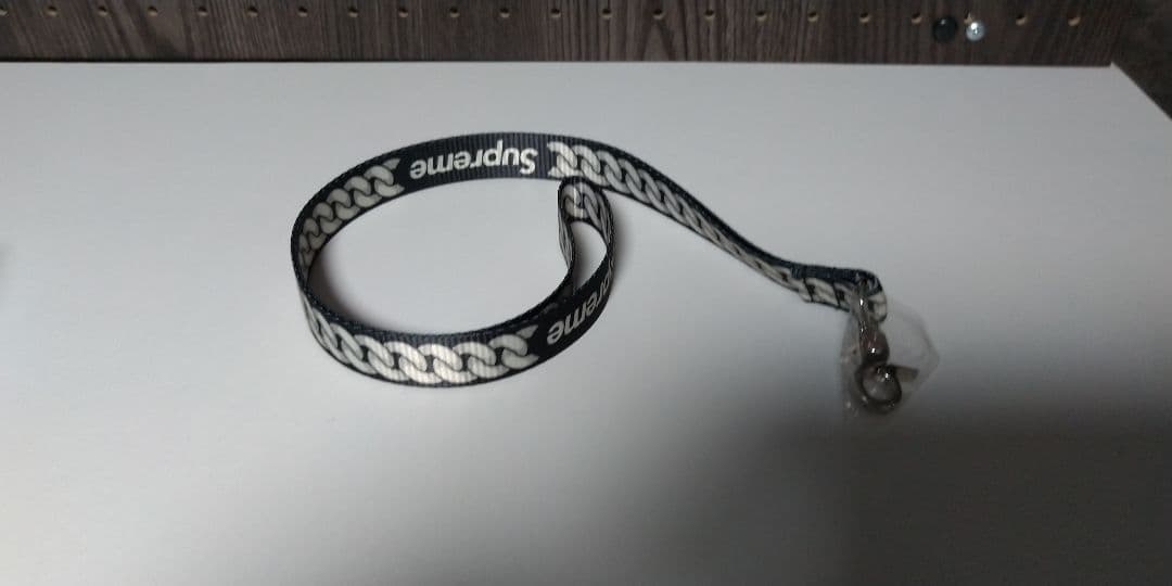 Supreme Cuban Links Lanyard#A Black/Free - メルカリ