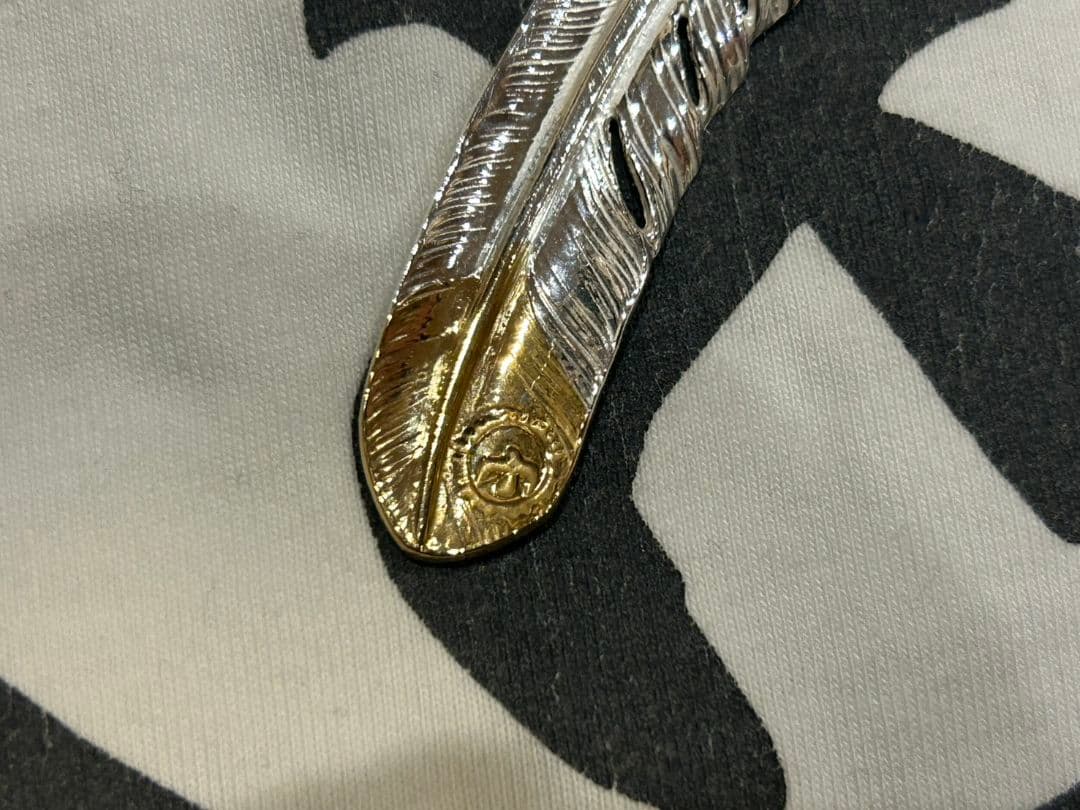 goro's K18先金SVフェザー (右向き) - メルカリ