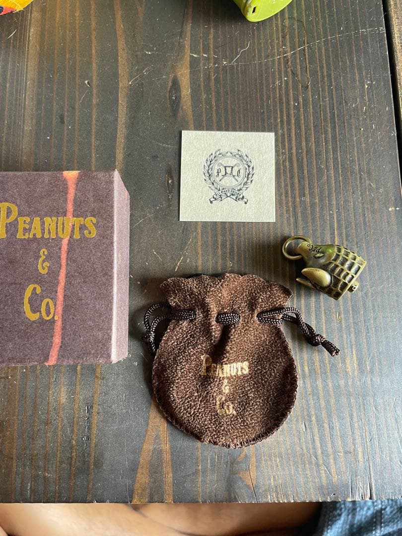 PEANUTS&CO. ピーナツ&カンパニー ポークチョップガレージサプライベル