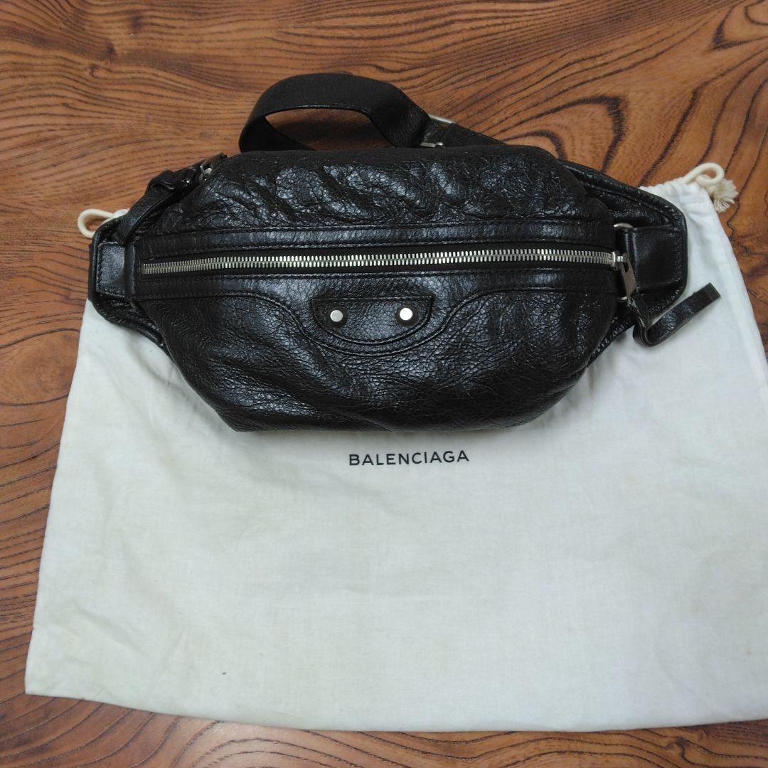 ＊*BALENCIAGA ボディバッグ