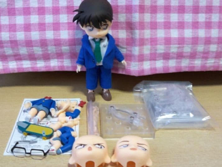 名探偵コナン　ねんどろいど　江戸川コナン　オビツ11ボディ付き