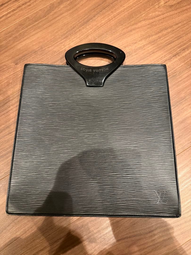 ルイヴィトン エピ オンブル ハンドバッグ LVロゴ レザー ノワール D (傷や汚れあり)】ルイ・ヴィトン LOUIS VUITTON オンブル