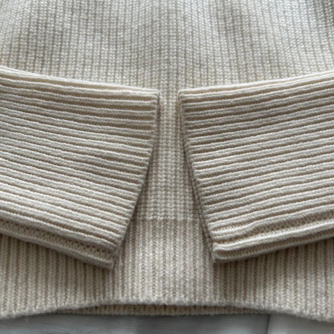 美品♡【Cygne】タートルニット コクーンスリーブ Rene クリーム 白