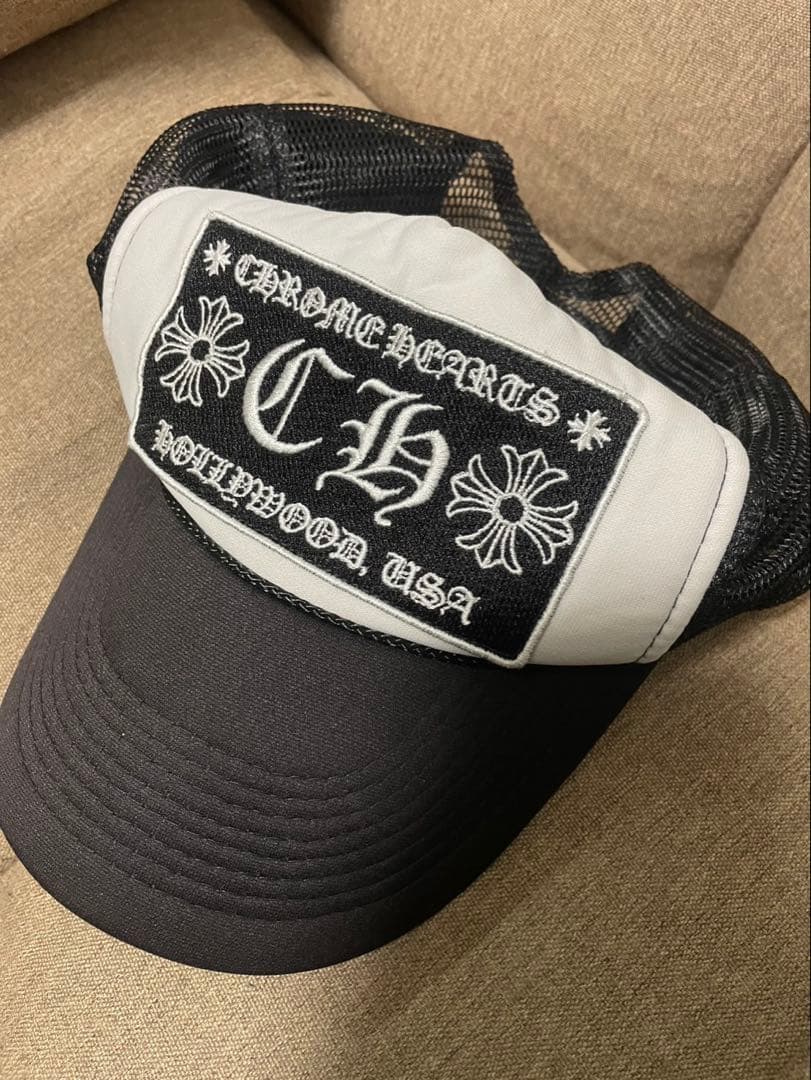 CHROME HEARTS キャップ ブラック/ホワイト - メルカリ