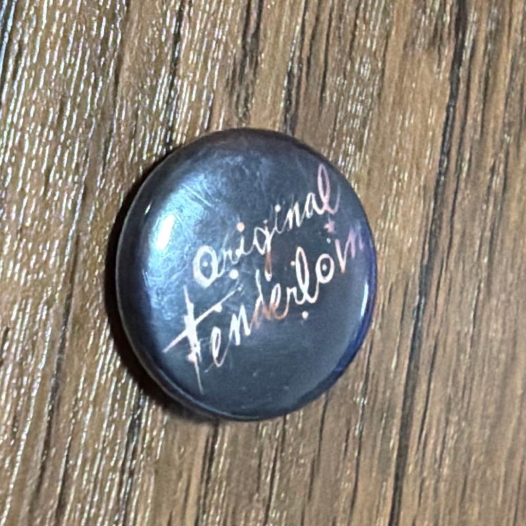 TENDERLOIN：テンダーロイン バッジ 黒 - メルカリ