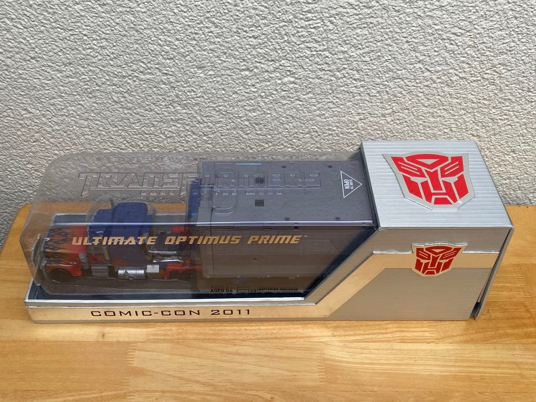 コミコン2011限定品 アルティメット・オプティマス・プライム - メルカリ