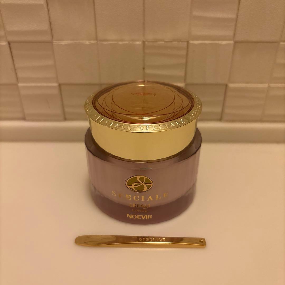 最終値下ノエビア 美容液 クリーム 薬用 スペチアーレ スペチ おまけ付 70g