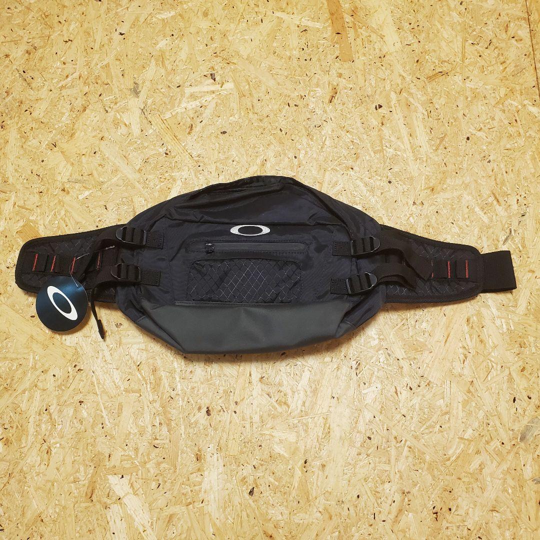 【OAKLEY/オークリー】ウエストバッグ デッドストック 希少 メタルロゴ OAKLEY（オークリー） ウエストバッグ メンズ レディース ウエスト