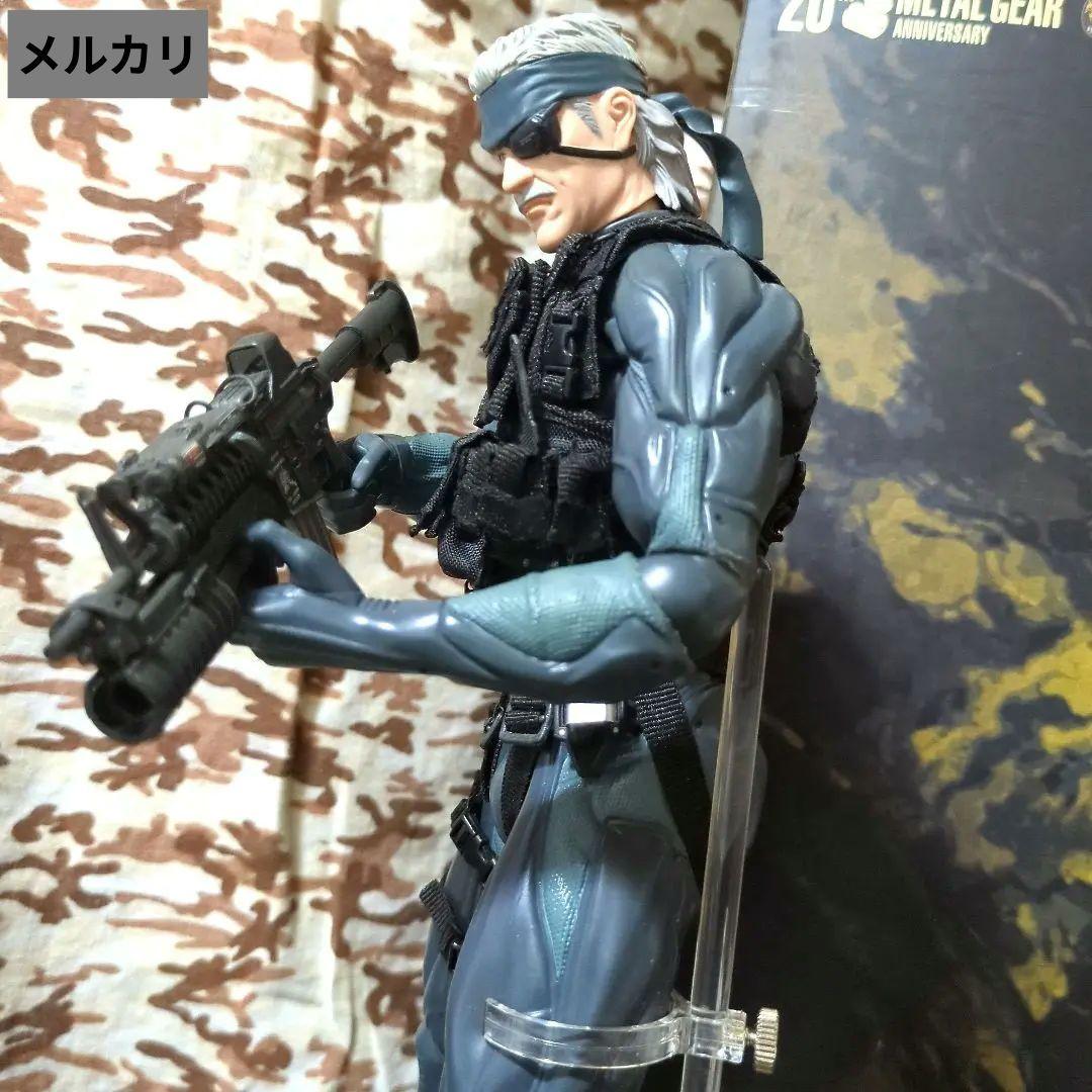 メディコム•トイ／✨メタルギアソリッド4 オールドスネーク【欠品•破損
