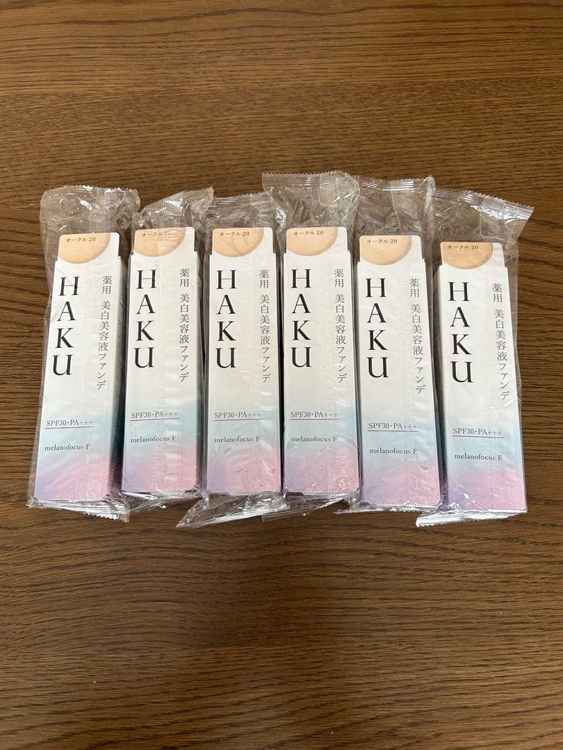 ＨＡＫＵ　薬用　美白美容液ファンデ　オークル20 6点セット売り